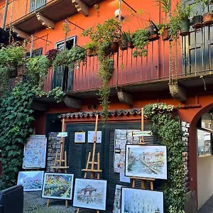 Le Corti Degli Artisti - Navigli , Milan Italy